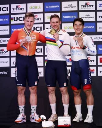 CICLISMO - Ciclismo su Pista - Tissot 2024 Track World Championships Tissot Track cycling, Rad, Radsport, Bahnrad, Bahn World Championship, WM, Weltmeisterschaft - Ballerup, Copenaghen, Den- 18-10-2024 - Men s Sprint - Lavreysen Harrie, Hoogland Jeffrey, Ota Kaiya during Tissot 2024 Track World Championships, Track cycling race in Copenhagen, Denmark, October 20 2024 Copenhagen Denmark Copyright: xIPAxSport ABACAx