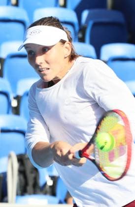 October 21, 2024, Tokyo, Japan - Varvara Gracheva of France returns the ball against Japan s Mai Hontama during the first round match of the Toray Pan Pacific Open tennis tournament at the Ariake Coliseum in Tokyo on Monday, October 21, 2024. Gracheva defeated Hontama. (photo by Yoshio Tsunoda AFLO) Noxthirdxpartyxsales  (0774520411st)
