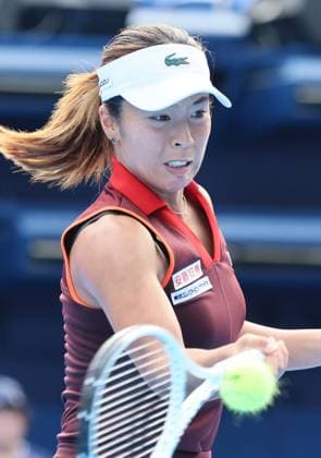 October 21, 2024, Tokyo, Japan - Mai Hontama of Japan returns the ball against Varvara Gracheva of France during the first round match of the Toray Pan Pacific Open tennis tournament at the Ariake Coliseum in Tokyo on Monday, October 21, 2024. Gracheva defeated Hontama. (photo by Yoshio Tsunoda AFLO) Noxthirdxpartyxsales  (0774520425st)