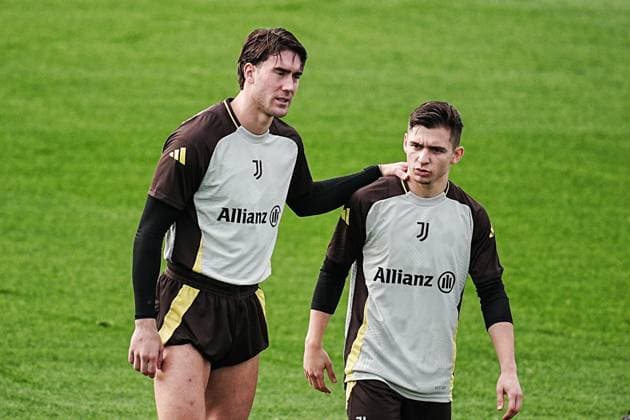 Sport Bilder des Tages Juventus Dusan Vlahovic, Juventus Francisco Conceicao during training session at JTC Continassa in Turin on the eve of their League Phase, Matchday 3 of UEFA Champions League football match against VfB Stuttgart - Tuesday, October 21, 2024. - Soccer .  Copyright: xMarcoxAlpozzi LaPressex
