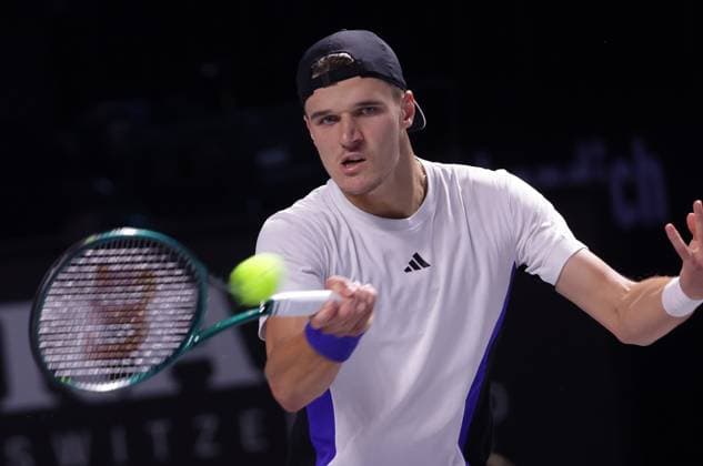 TENNIS - ATP, Tennis Herren Erste Bank Open VIENNA,AUSTRIA,21.OCT.24 - TENNIS - ATP World Tour, Erste Bank Open. Image shows Jakub Mensik (CZE).  GEPAxpictures xWalterxLuger
