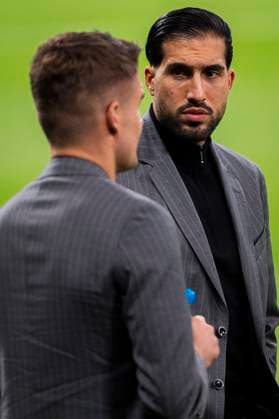 Champions League 2024 25 League Phase MD3: Borussia Dortmund Training Session and press conference, PK, Pressekonferenz Emre Can of Borussia Dortmund (R) seen walking on the pitch during Borussia Dortmund Training Session and Press Conference ahead of the Champions League 2024 25 League Phase MD3 football match against Real Madrid at Estadio Santiago Bernabeu on October 21, 2024 in Madrid, Spain. Madrid Estadio Santiago Bernabeu Madrid Spain Copyright: xAlbertoxGardinx AGardin_20241021_Football_Champions_Borussia_Dortmund_PC_059