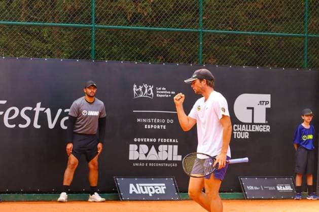 Curitiba ATP, Tennis Herren CH 100 Joao Lucas Reis passes the qualifying CURITIBA (PR), 10 21 2024- TENNIS ATP CHALLENGER CURITIBA JOAO LUCAS REIS RYAN NIJBOER- Joao Lucas Reis managed to pass the qualifying round by defeating Dutchman Ryan Nijboer 6 2 and 6 3 in the last round of qualifying and is guaranteed a place in the main draw. The ATP Challenger Curitiba is being held on the courts of Graciosa Country Club and will end on October 27, 2024. (Foto: Edson De Souza Thenews2 imago images) SPO  Copyright: xEdsonxTeodoroxDexSouzax