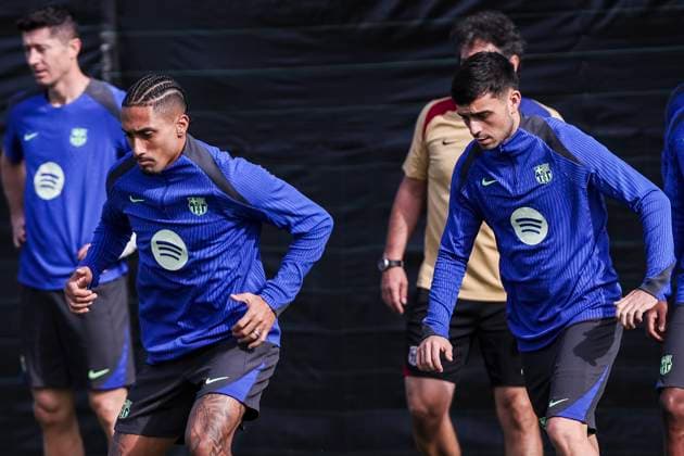 October 22, 2024, Sant Joan Despi, Barcelona, SPAIN: Raphinha Dias Belloli and Pedro Gonzalez Pedri during the training day of FC Barcelona, Barca ahead UEFA Champions League, football match against Bayern Munich at Ciudad Esportiva Joan Gamper on October 22, 2024 in Sant Joan Despi, Barcelona, Spain. Sant Joan Despi SPAIN - ZUMAa181 20241022_zaa_a181_015 Copyright: xJavierxBorregox