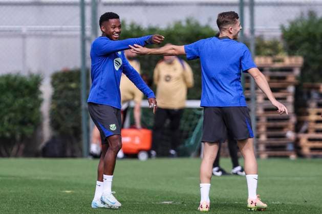 October 22, 2024, Sant Joan Despi, Barcelona, SPAIN: Ansu Fati and Fermin Lopez during the training day of FC Barcelona, Barca ahead UEFA Champions League, football match against Bayern Munich at Ciudad Esportiva Joan Gamper on October 22, 2024 in Sant Joan Despi, Barcelona, Spain. Sant Joan Despi SPAIN - ZUMAa181 20241022_zaa_a181_021 Copyright: xJavierxBorregox