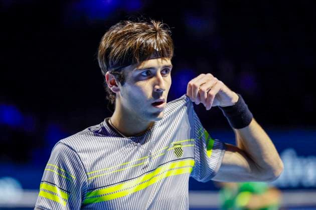 Tomas Martin Etcheverry ARG , Tennis, Swiss Indoors ATP World Tour 500 , 1 16 Finals Singles, 2024, Tomas Martin Etcheverry ARG vs Ben Shelton USA , 22 10 2024, St Jakobshalle, Basel, Switzerland Basel St Jakobshalle BS Switzerland Copyright: xGrantxHubbsx