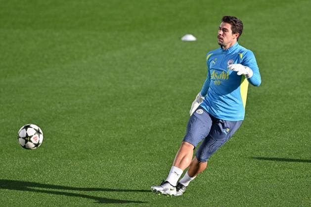 Manchester City UEFA Champions League training session Stefan Ortega of Manchester City during the Manchester City UEFA Champions League training session at Joie Stadium, Manchester, United Kingdom, 22nd October 2024 (Photo by Cody Froggatt News Images) Manchester Joie Stadium Greater Manchester United, ManU Kingdom Copyright: xCodyxFroggatt NewsxImagesx