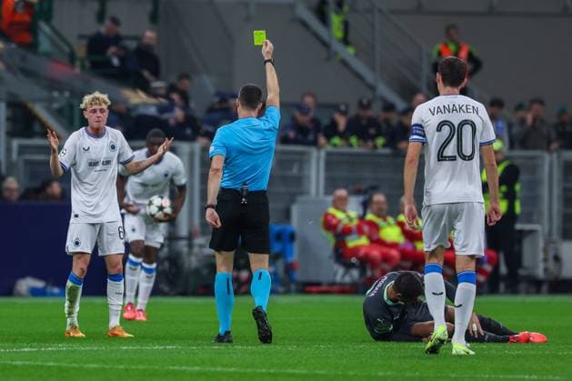 Joaquin Seys of Club Brugge KV yellow card during UEFA Champions League 2024 25 League Phase - Matchday3 football match between AC Milan and Club Brugge KV at San Siro Stadium  Copyright: xFabrizioxCarabelli IPAxSportx xix xx IPA_50852431 IPA_Agency_IPA50852431