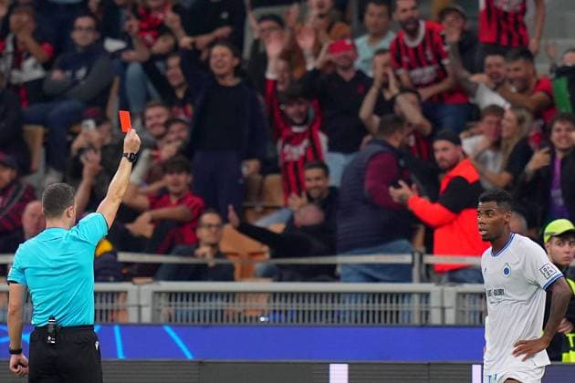 Brugge s Raphael Onyedika, red card , during the Uefa Champions League soccer match between Ac Milan and Club Brugge a at the San Siro Stadium in Milan, north Italy -Tuesday , October 22 , 2024. - Soccer .  Copyright: xSpada LaPressex