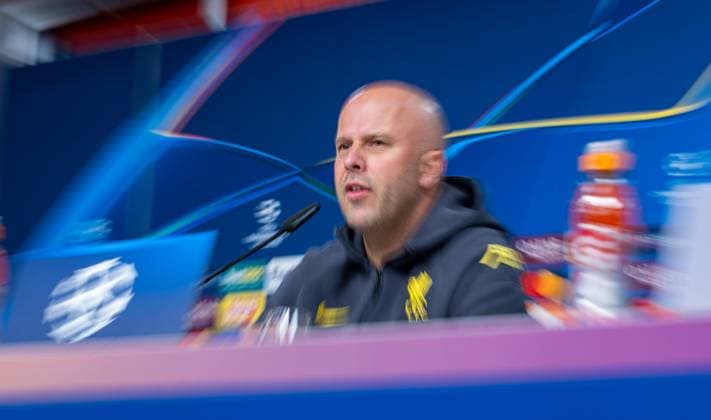Football - UEFA Champions League - League Phase - RB Leipzig v Liverpool FC - MD-1 LEIPZIG, GERMANY - Tuesday, October 22, 2024: Liverpool s head coach Arne Slot during a press conference, PK, Pressekonferenz at the Red Bull Arena ahead of the UEFA Champions League Match Day 3 game between RB Leipzg and Liverpool FC. (Photo by David Rawcliffe Propaganda) LEIPZIG Red Bull Arena SAXONY GERMANY  Copyright: xDavidxRawcliffex P2024-10-22-Leipzig_Liverpool_MD-1-67