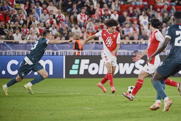 Fußball, CL, AS Monaco - Roter Stern Belgrad Midfielder AKLIOUCHE Maghnes (AS Monaco) mark a goal. AS Monaco vs Red Star Belgrade - Crvena Zvezda - UEFA Champions League in Stade Louis II, MONACO, on October 22, 2024. FOOTBALL: C1 - AS Monaco vs Red Star Belgrade - Crvena zvezda - UEFA Champions League - 10 22 24 FredDides Panoramic 