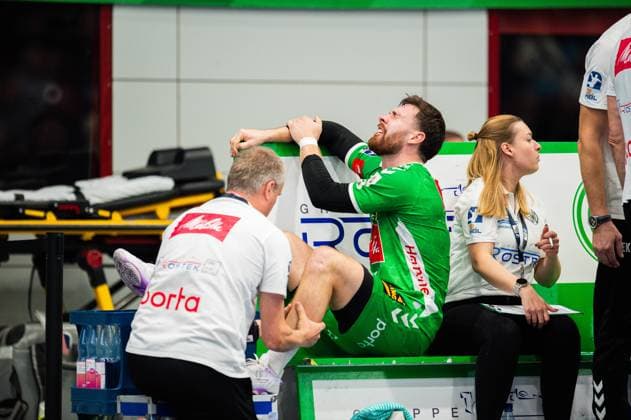 22 10 2024 Handball, 2024 2025, 2 Daikin Bundesliga, Matchday 8, GWD Minden HSC 2000 Coburg Max Staar Minden injured, Injury