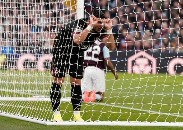 Birmingham, England, 22nd October 2024. Bologna™s Riccardo Orsolini reacts after failing to score during the UEFA Champions League match at Villa Park, Birmingham. Picture credit should read: Andrew Yates Sportimage EDITORIAL USE ONLY. No use with unauthorised audio, video, data, fixture lists, club league logos or live services. Online in-match use limited to 120 images, no video emulation. No use in betting, games or single club league player publications. SPI-3403-0018