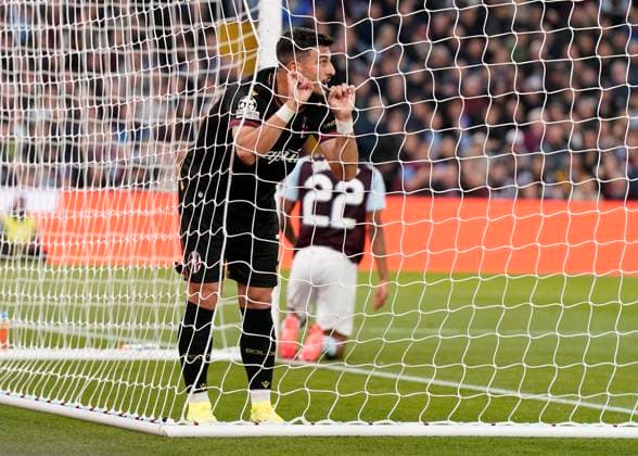 Birmingham, England, 22nd October 2024. Bologna™s Riccardo Orsolini reacts after failing to score during the UEFA Champions League match at Villa Park, Birmingham. Picture credit should read: Andrew Yates Sportimage EDITORIAL USE ONLY. No use with unauthorised audio, video, data, fixture lists, club league logos or live services. Online in-match use limited to 120 images, no video emulation. No use in betting, games or single club league player publications. SPI-3403-0019