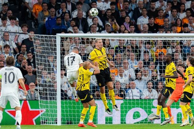 22 10 2024, Real Madrid vs Borussia Dortmund, UEFA Champions League, Matchday 3 Niklas Süle Borussia Dortmund, 25 Lucas Vazquez Real Madrid, 17 Copyright: xBahhoxKarax