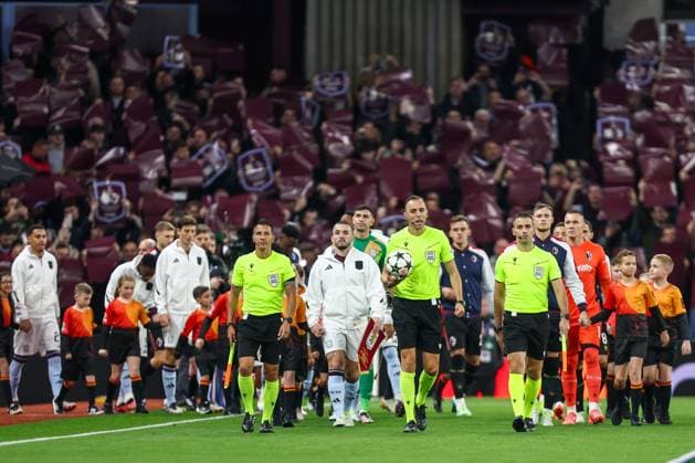 Aston Villa FC v Bologna FC 1909 - UEFA Champions League 2024 25 League Phase MD3 Referee Joao Pinheiro of Portugal carries the ball as he leads out the teams during the UEFA Champions League, League Stage match between Aston Villa and Bologna FC 1909 at Villa Park in Birmingham, England, on October 22, 2024. Birmingham West Midlands United Kingdom  Copyright: xMIxNewsx originalFilename:fletcher-astonvil241022_npJRQ.jpg