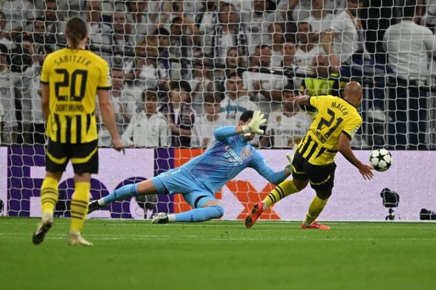 Madrid, Estadio Santiago Bernabeu, 22 10 24, GER, Men, UEFA Champions League, Season 2024 2025, Real Madrid Borussia Dortmund Bild Donyell MALEN Dortmund macht das Tor zum 0 1 Only for editorial use UEFA regulations prohibit any use of photographs as image sequences and or quasi video Spain