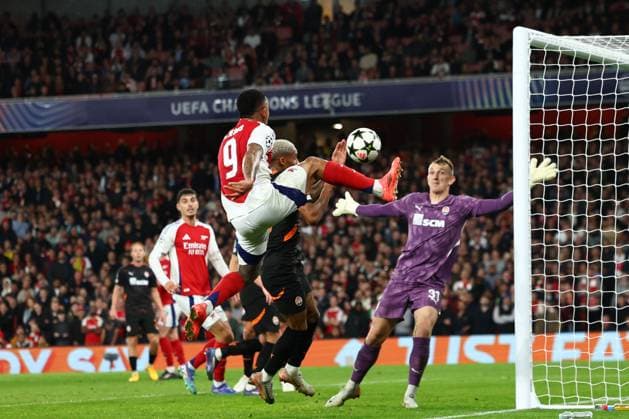 Gabriel Jesus of Arsenal with a shot on goal Arsenal v Shakhtar Donetsk, UEFA Champions League, Group Stage, Football, Emirates Stadium, London, UK, 22 Oct 2024 EDITORIAL USE ONLY No use with unauthorised audio, video, data, fixture lists, club league logos or live services. Online in-match use limited to 120 images, no video emulation. No use in betting, games or single club league player publications.  Copyright: xSimonxDael Shutterstockx 14801590x