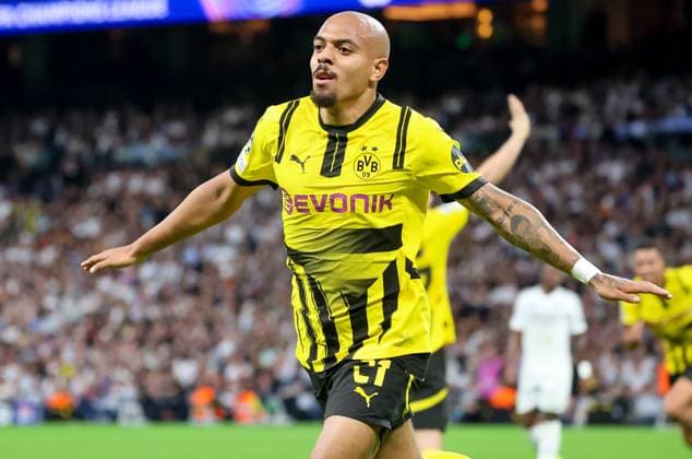 Goal to 1 0 for Dortmund by Donyell Malen Dortmund 21 , ESP, Real Madrid vs Borussia Dortmund, Football, Champions League, Matchday 3, 2024 2025 season, 22 10 2024 ESP, Real Madrid vs Borussia Dortmund, Football, Champions League, Matchday 3, 2024 2025 season, 22 10 2024 Madrid Copyright: xEibner-Pressefoto JoergxNiebergax EP_JNL