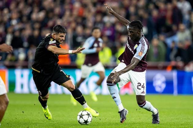 Aston Villa v Bologna Champions League 22 10 2024. Bologna forward Riccardo Orsolini (7) runs forward during the Champions League match between Aston Villa and Bologna at Villa Park, Birmingham, England on 22 October 2024. Birmingham Villa Park West Midlands England Editorial use only , Copyright: xManjitxNarotrax PSI-20660-0031