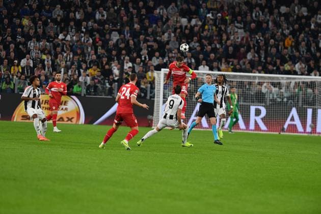 Atakan Karazor VfB Stuttgart during UEFA Champions League 2024 25 League Phase - football match between Juventus FC and VfB Stoccarda at Allianz Stadium Turin Italy - 22 October 2024 - & xA;ph Giuliano Marchisciano during Juventus FC vs VfB Stuttgart, UEFA Champions League football match in Turin, Italy, October 22 2024  Copyright: xGiulianoxMarchisciano IPAxSportx xx IPA_50856904 IPA_Agency_IPA50856904