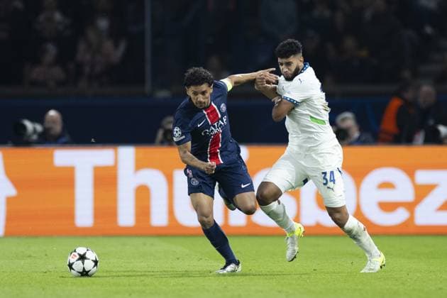 PARIS - (l-r) Marquinhos of Paris Saint-Germain, Ismael Saibari of PSV Eindhoven during the UEFA Champions League match between Paris Saint Germain and PSV Eindhoven at Parc des Princes on Oct. 22, 2024 in Paris, France. ANP ROBIN VAN LONKHUIJSEN UEFA Champions League 2024 25 xVIxANPxSportx xxANPxIVx 511578709 originalFilename: 511578709.jpg