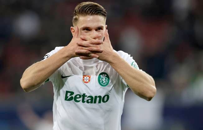 SOCCER - UEFA CL, Sturm vs Sporting KLAGENFURT,AUSTRIA,22.OCT.24 - SOCCER - UEFA Champions League, SK Sturm Graz vs Sporting CP. Image shows the rejoicing of Viktor Gyoekeres (Sporting Lissabon).  GEPAxpictures xHansxOberlaender