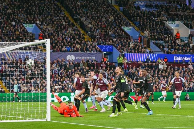 Aston Villa FC v Bologna FC 1909 Aston Villa midfielder John McGinn (7) scores a GOAL 1-0 during the Aston Villa FC v Bologna FC 1909 UEFA Champions League Round 1 match at Villa Park, Birmingham, England, United Kingdom on 22 October 2024 Editorial use only. All images are copyright Every Second Media Limited. No images may be reproduced without prior permission. Copyright: xIMAGO EveryxSecondxMediax ESM-1181-0028