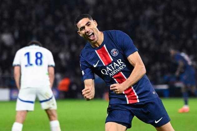 Achraf Hakimi ( 2 - PSG ) celebrates after scoring during the UEFA Champions League match between Paris Saint Germain and PSV Eindhoven at Parc Des Princes on October 22, 2024 in Paris, France. ( Photo by federico pestellini panoramic ) - FOOTBALL : PSG vs PSV - Ligue des Champions - 22 10 2024 FedericoPestellini Panoramic 