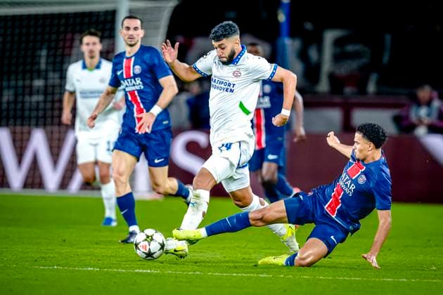 PSV Eindhoven midfielder Ismael saibari, Paris Saint Germain midfielder Warren Zaire Emery, during the match Paris PSV at the Parc des Princes Stadium for the UEFA Champions League League phase Matchday 3 season 2023 2024 in PARIS, France on 22 oktober 2024 photo by Geert van Erven EYE4images DeFodi Images not used in POL SRB CRO FRA GBR NED ITA USA Defodi 746 196554 Defodi-746 not used in POL SRB CRO FRA GBR NED ITA USA