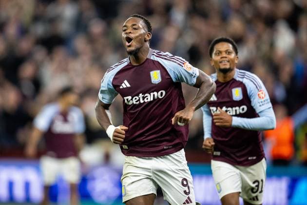 Aston Villa v Bologna Champions League 22 10 2024. GOAL scores 2-0 Aston Villa forward Jhon Duran (9) (left) scores and celebrates during the Champions League match between Aston Villa and Bologna at Villa Park, Birmingham, England on 22 October 2024. Birmingham Villa Park West Midlands England Editorial use only , Copyright: xManjitxNarotrax PSI-20660-0046