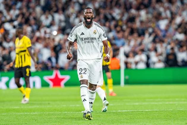 22 10 2024, Real Madrid vs Borussia Dortmund, UEFA Champions League, Matchday 3 Antonio Rüdiger Real Madrid, 22 celebrates after Vinicius Junior Real Madrid, 7 scores to make it 2 2 Copyright: xBahhoxKarax