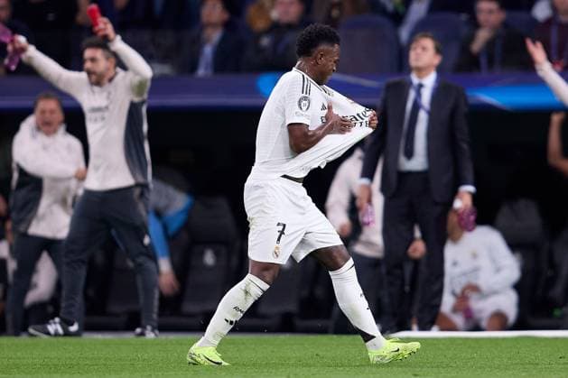 Vinicius Jr of Real Madrid CF celebrates after scoring a goal Real Madrid v Borusssia Dortmund, La Liga, Football, Santiago Bernabeu Stadium, Madrid, Spain - 22 Oct 2024  Copyright: xRubenxAlbarran Shutterstockx 14805565bs