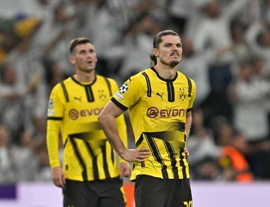 22 10 2024, Football UEFA Champions League 2024 2025, Matchday 3, Real Madrid Borussia Dortmund, at Estadio Santiango Bernabeu in Madrid Spain , Marcel Sabitzer Borussia Dortmund is frustrated DFL and DFB regulations prohibit any use of photographs as image sequences and or quasi video