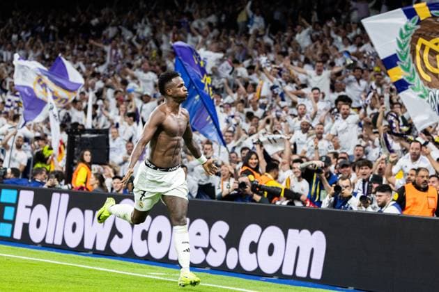 Real Madrid CF v Borussia Dortmund - LaLiga EA Sports MADRID, SPAIN, OCTOBER 22: Vinicius Junior of Real Madrid CF celebrating after scoring his second goal of the match during the UEFA Champions League match between Real Madrid CF and Borussia Dortmund at Estadio Santiago Bernabeu on October 22, 2024 in Madrid, Spain. Madrid Estadio Santiago Bernabeu Madrid Spain Copyright: xAlexxPerezx RealMadridDortmund22OCT051