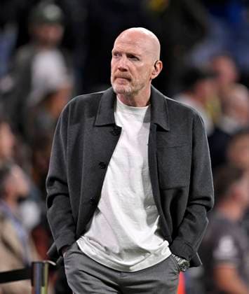 22 10 2024, Football UEFA Champions League 2024 2025, Matchday 3, Real Madrid Borussia Dortmund, at Estadio Santiango Bernabeu in Madrid Spain , Matthias Sammer Dortmund is served after the match DFL and DFB regulations prohibit any use of photographs as image sequences and or quasi video