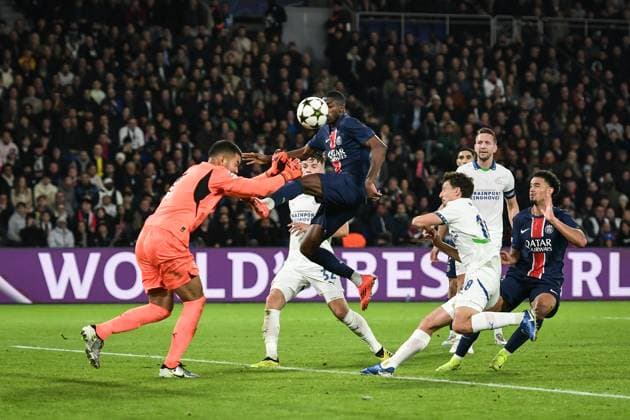 Champions League PSG vs PSV Eindhoven FA Paris Saint-Germain’s forward Ousmane Dembele kicks the ball during the UEFA Champions League football match between Paris Saint-Germain and PSV Eindhoven at the Parc des Princes Stadium in Paris on October 22, 2024. Photo by Firas Abdullah ABACAPRESS.COM Paris Ile-de-France France  Copyright: xAbdullahxFiras ABACAx