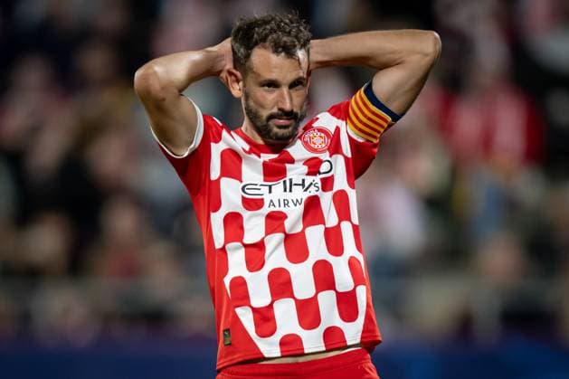 Cristian Stuani Girona FC look dejected during a UEFA Champions League match between Girona FC and Slovan Bratislava at Estadi Municipal de Montilivi in Girona, Girona, Spain, on October 22 2024 Photo by Felipe Mondino Copyright: x@FELIPExMONDINOx