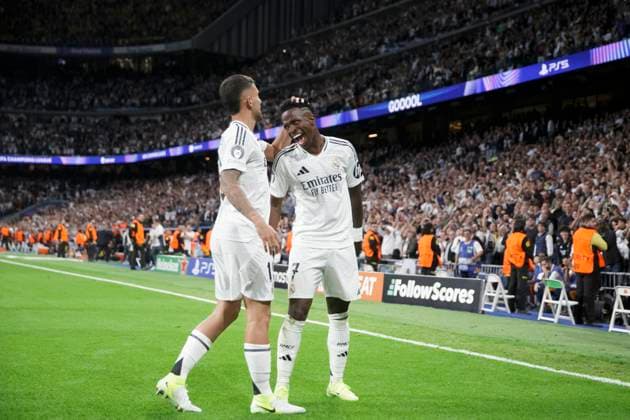 UEFA champions league - Real Madrid vs Borussia Dortmund MADRID, SPAIN - October 22:Vinicius jr of Real Madrid celebrates a goal during the UEFA champions league 2024 25 match between Real Madrid and Borussia Dortmund at Santiago Bernabeu Stadium. (Photo by Guillermo Martinez) Madrid Santiago BernabÃ u Stadium Spain Copyright: xGuillermoxMartinezx