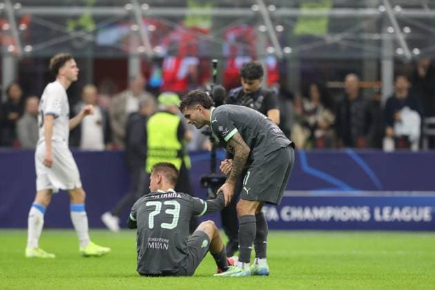 October 22, 2024, Milan, Lombardy, Italy: FRANCESCO CAMARDA 73 of AC MILAN gets very emotional at the final whistle scoring his first goal in the Champions League during Matchday 3 of 8 of the UEFA Champions League 2024 2025 between AC MILAN and CLUB BRUGGE at San Siro in Milan, Italy Milan Italy - ZUMAc179 20241022_zep_c179_119 Copyright: xMickaelxChavetx