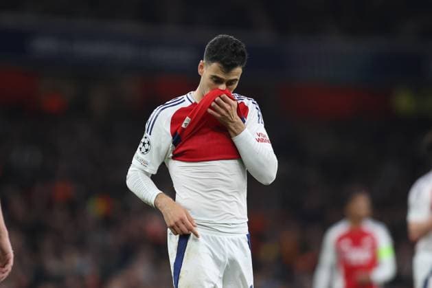 London, England, October 22nd 2024: Gabriel Martinelli (11 Arsenal) looks dejected during the UEFA Champions League game between Arsenal and Shakhtar Donetsk at Emirates Stadium in London, England (Alexander Canillas SPP) Copyright: xAlexanderxCanillas SPPx spp-en-AlCa-9U2A3124