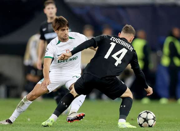 SOCCER - UEFA CL, Sturm vs Sporting KLAGENFURT,AUSTRIA,22.OCT.24 - SOCCER - UEFA Champions League, SK Sturm Graz vs Sporting CP. Image shows Daniel Braganca (Sporting Lissabon) and Lovro Zvonarek (Sturm).  GEPAxpictures xHansxOberlaender