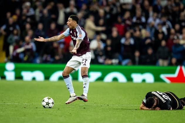 Aston Villa v Bologna Champions League 22 10 2024. Aston Villa midfielder Morgan Rogers (27) questions foul given during the Champions League match between Aston Villa and Bologna at Villa Park, Birmingham, England on 22 October 2024. Birmingham Villa Park West Midlands England Editorial use only , Copyright: xManjitxNarotrax PSI-20660-0088