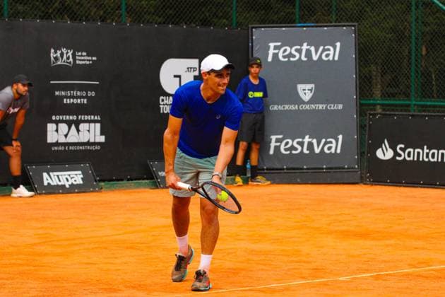 ATP, Tennis Herren Challenger Curitiba First round singles CURITIBA (PR) 10 22 2024- TENNIS ATP CHALLENGER CURITIBA MATEUS ALVES GUSTAVO HEIDE- Tennis player Wilson Leite during the first round match on the courts of Graciosa Country Club, in the city of Curitiba, this Tuesday, October 22, 2024. (Foto: Edson De Souza Thenews2 imago images) SPO  Copyright: xEdsonxTeodoroxDexSouzax