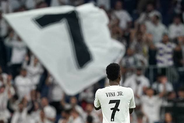 Sport Bilder des Tages Champions League - Real Madrid v Borussia Dortmund Real Madrid CF s Vinicius Junior celebrates the victory in Champions League match Real Madrid v Borussia Dortmund on October 22, 2024 in Madrid, Spain. Photo by Acero AlterPhotos ABACAPRESS.COM Madrid Spain  Copyright: xAcero AlterPhotos ABACAx
