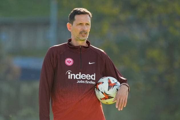 Coach Dino Toppmöller Eintracht Frankfurt Frankfurt 23 10 2024 Eintracht Frankfurt final training before the Europa League against Riga, Deutsche Bank Park, UEFA Europa League