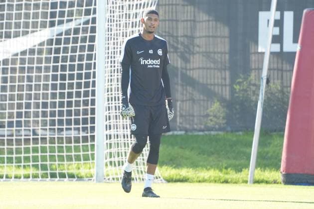 Goalkeeper Kaua Santos Eintracht Frankfurt, 40 Frankfurt 23 10 2024 Eintracht Frankfurt final training before the Europa League against Riga, Deutsche Bank Park, UEFA Europa League