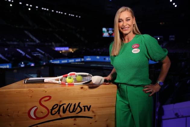 TENNIS - ATP, Tennis Herren Erste Bank Open VIENNA,AUSTRIA,23.OCT.24 - TENNIS - ATP World Tour, Erste Bank Open. Image shows co-presenter Barbara Schett-Eagle (Servus TV).  GEPAxpictures xWalterxLuger