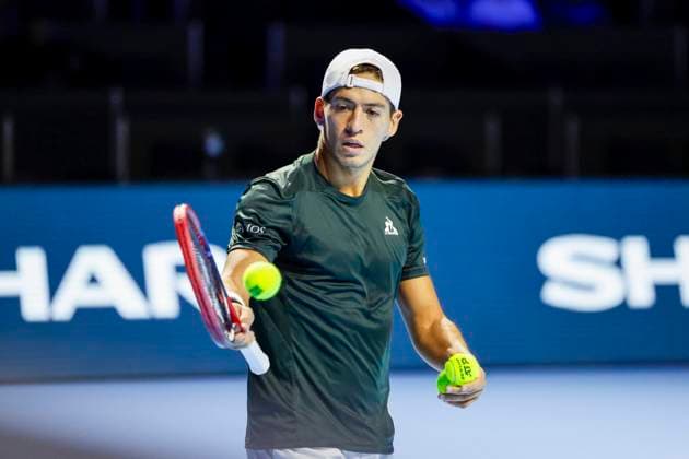 Sebastian Baez ARG , Tennis, Swiss Indoors ATP World Tour 500 , 1 16 Finals Singles, 2024, Felix Auger Aliassime CAN vs Sebastian Baez ARG , 23 10 2024, St Jakobshalle, Basel, Switzerland Basel St Jakobshalle BS Switzerland Copyright: xGrantxHubbsx