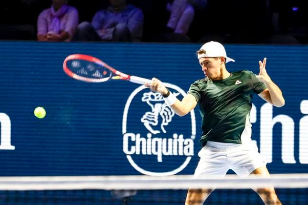 Sebastian Baez ARG , Tennis, Swiss Indoors ATP World Tour 500 , 1 16 Finals Singles, 2024, Felix Auger Aliassime CAN vs Sebastian Baez ARG , 23 10 2024, St Jakobshalle, Basel, Switzerland Basel St Jakobshalle BS Switzerland Copyright: xGrantxHubbsx